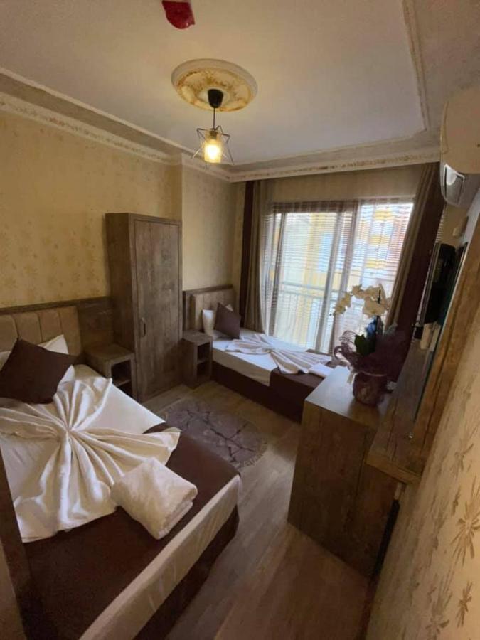 Oezguer Hotel Antalia Esterno foto